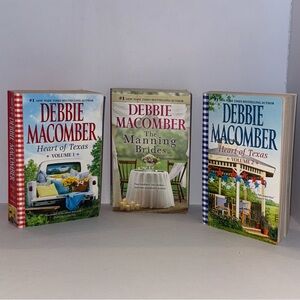 3 Debbie Macomber paperback book bundle